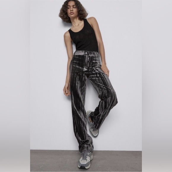 Zara Pants - Zara Women’s Gray Pleated Crushed Velvet High Waisted Wide Leg Pants, Sz Medium